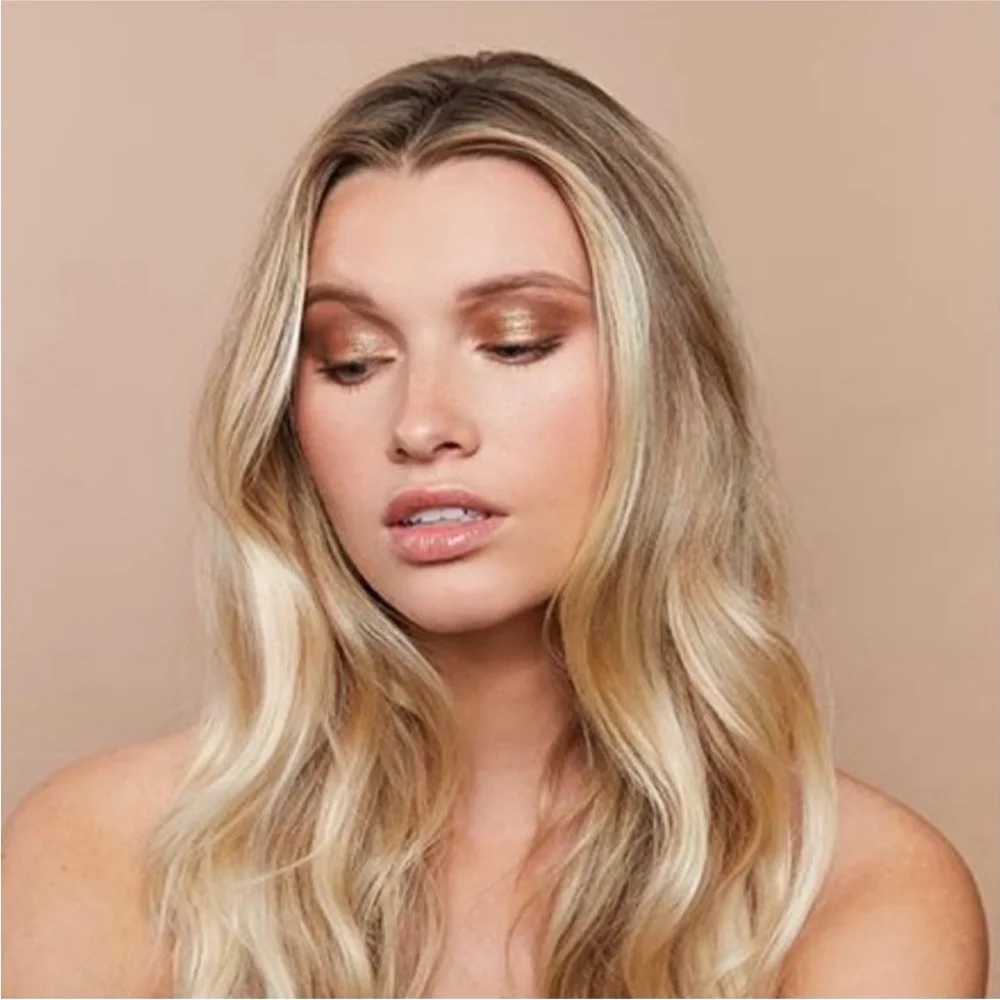 NWT Chella La Vie Neutral Eyeshadow Palette - Mini